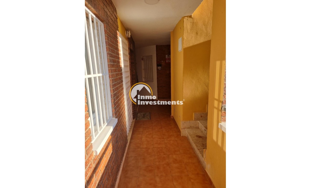 Resale - Apartment - Torrevieja - Beach