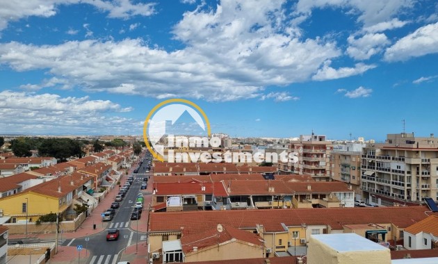 Resale - Apartment - Torrevieja - Beach