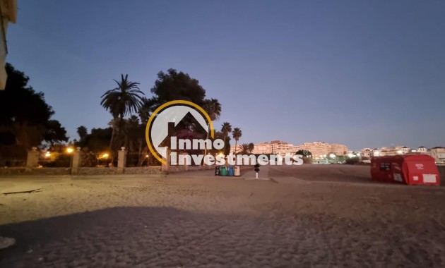 Resale - Apartment - Torrevieja - Beach