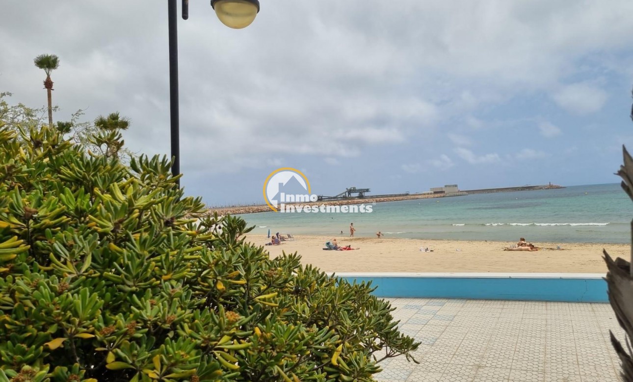 Resale - Apartment - Torrevieja - Beach
