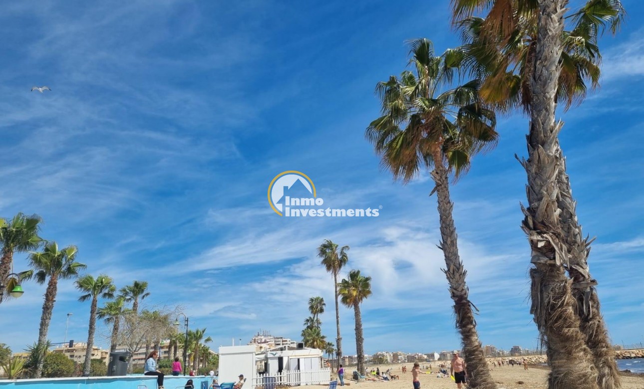 Resale - Apartment - Torrevieja - Beach