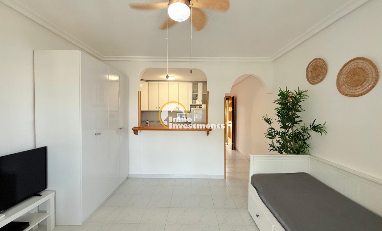 Resale - Studio  - Torrevieja - La Mata