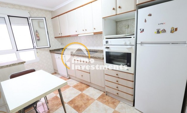 Resale - Apartment - Torrevieja - Playa del Cura