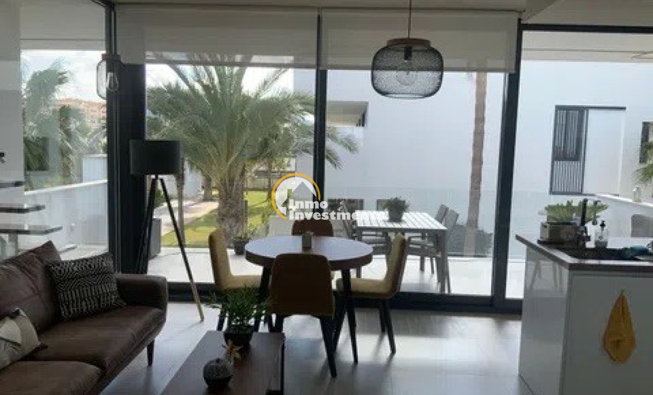 Reventa - Apartamento - Mar de Cristal