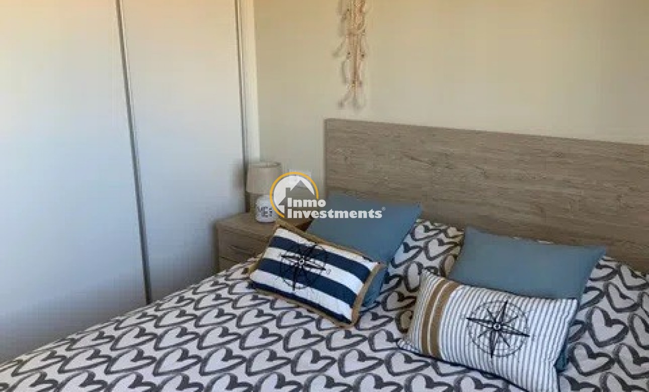 Reventa - Apartamento - Mar de Cristal