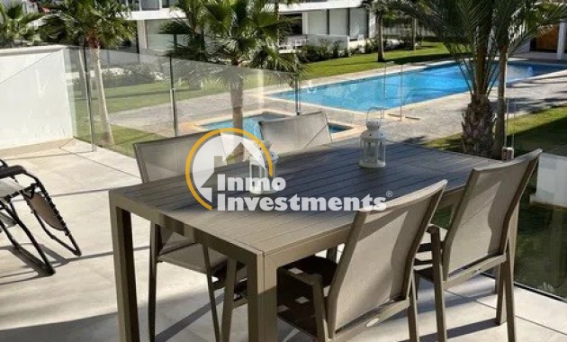 Reventa - Apartamento - Mar de Cristal