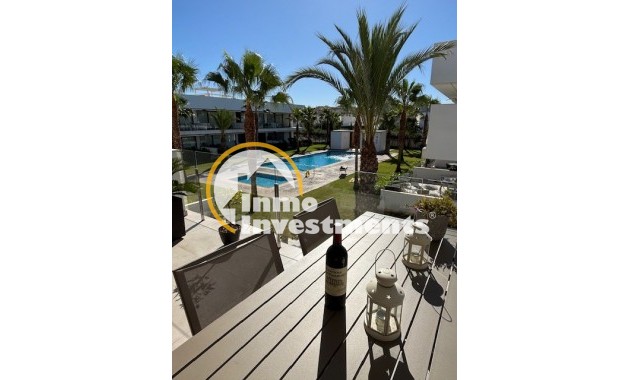 Reventa - Apartamento - Mar de Cristal