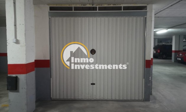 Resale - Garage - Torrevieja - Estacion de autobuses