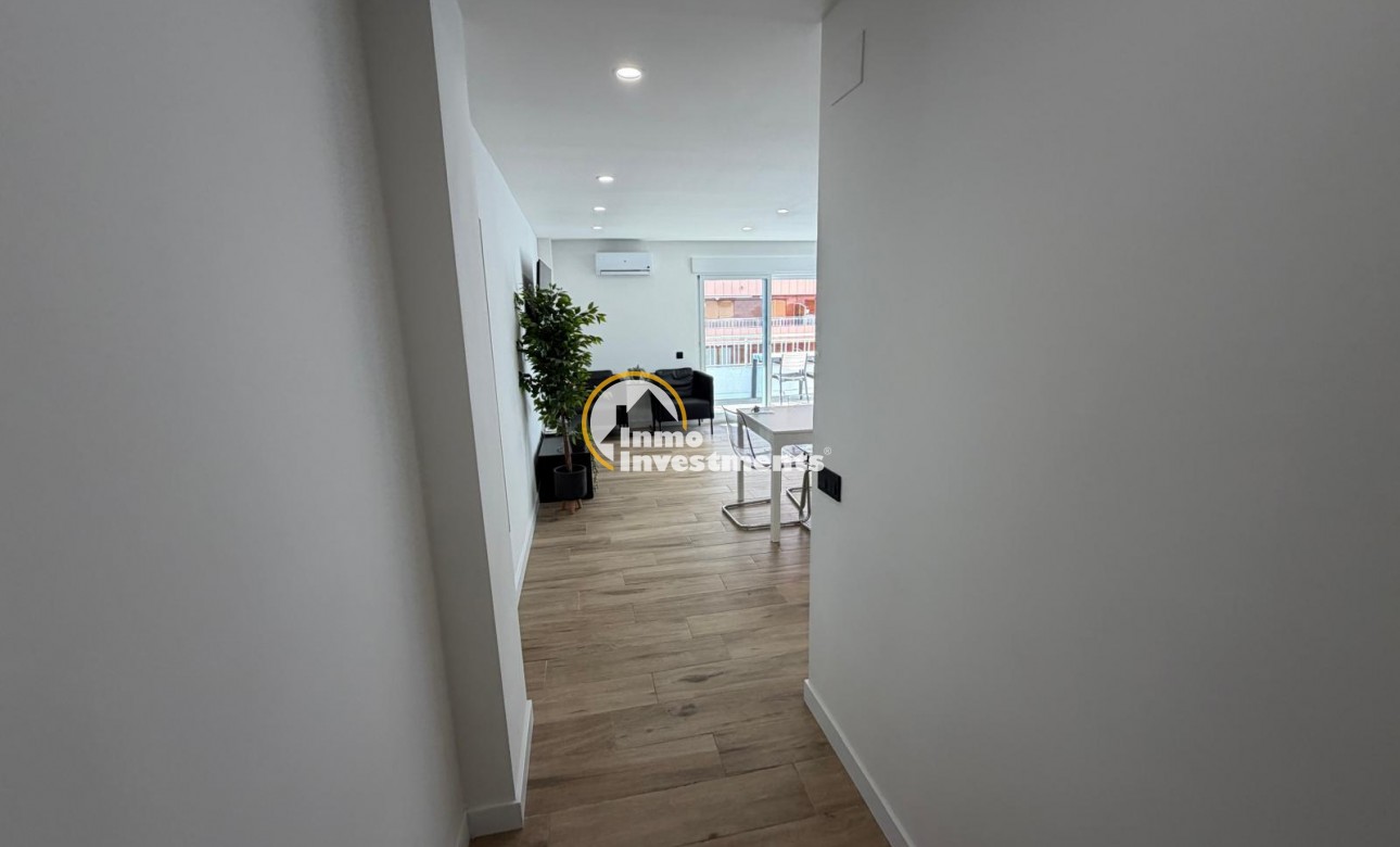 Resale - Apartment - Torrevieja - Beach