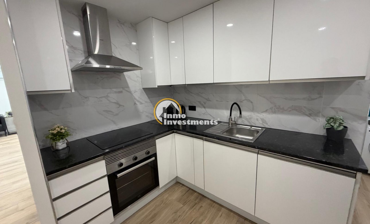 Resale - Apartment - Torrevieja - Beach