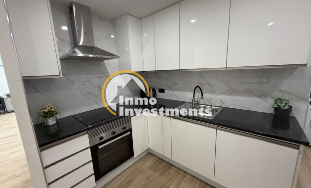 Resale - Apartment - Torrevieja - Beach