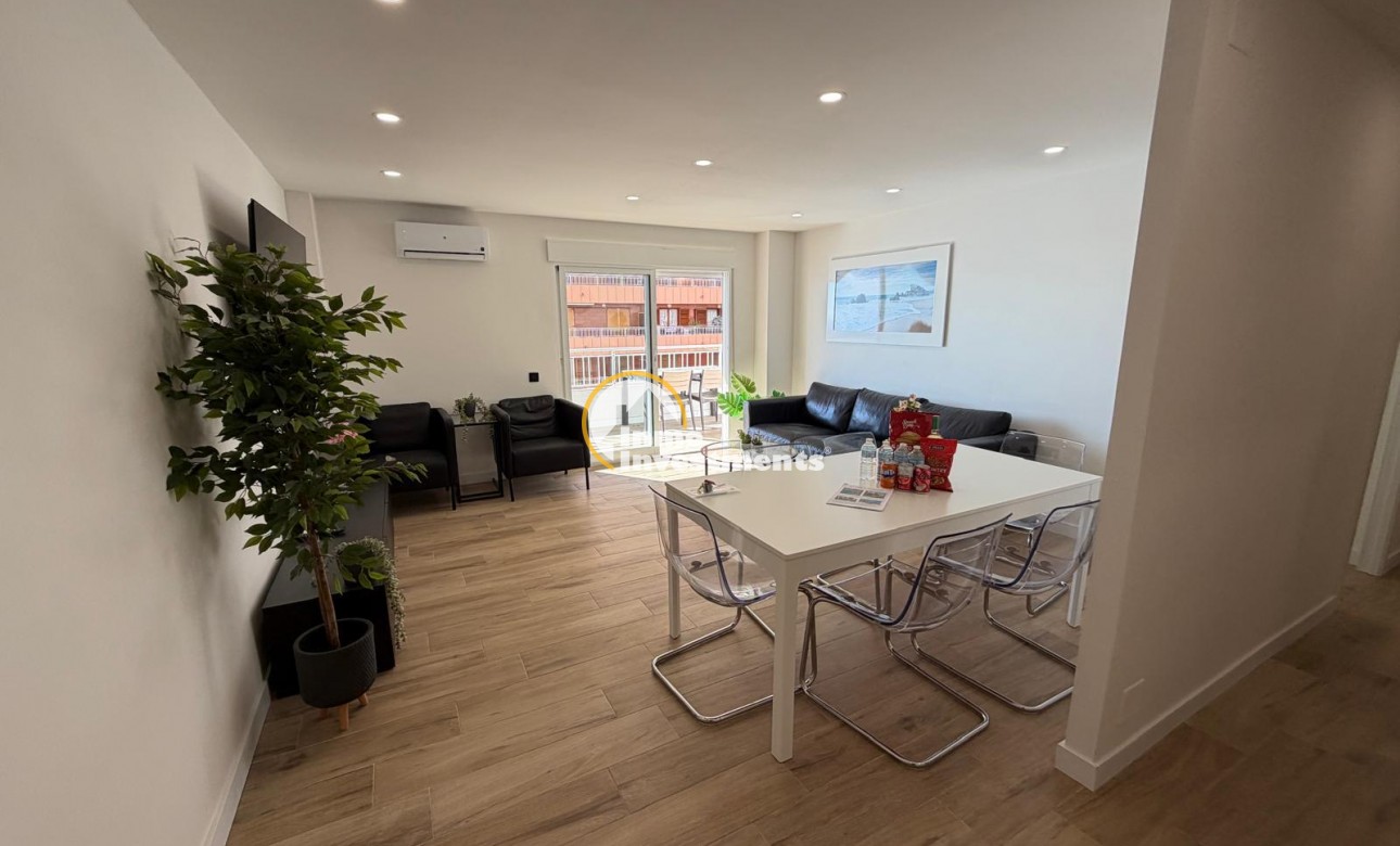 Resale - Apartment - Torrevieja - Beach