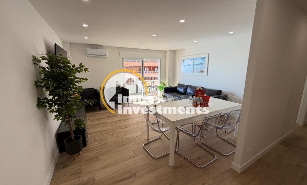 Resale - Apartment - Torrevieja - Beach