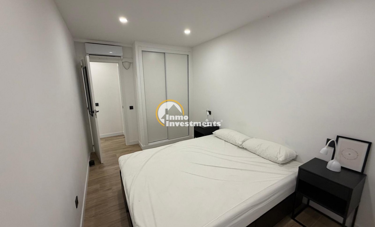 Resale - Apartment - Torrevieja - Beach