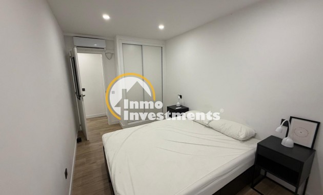 Resale - Apartment - Torrevieja - Beach