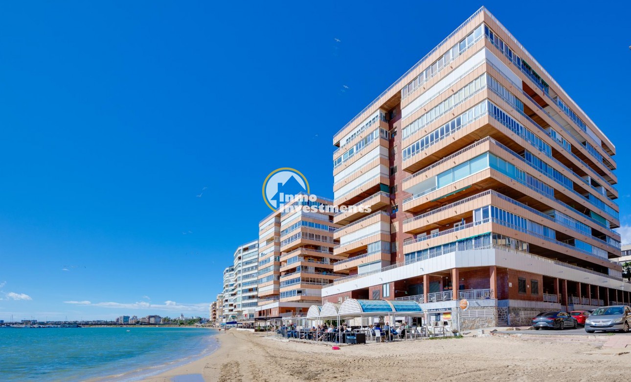 Resale - Apartment - Torrevieja - Beach