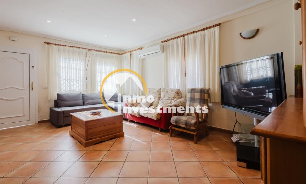 Resale - Apartment - La Mata