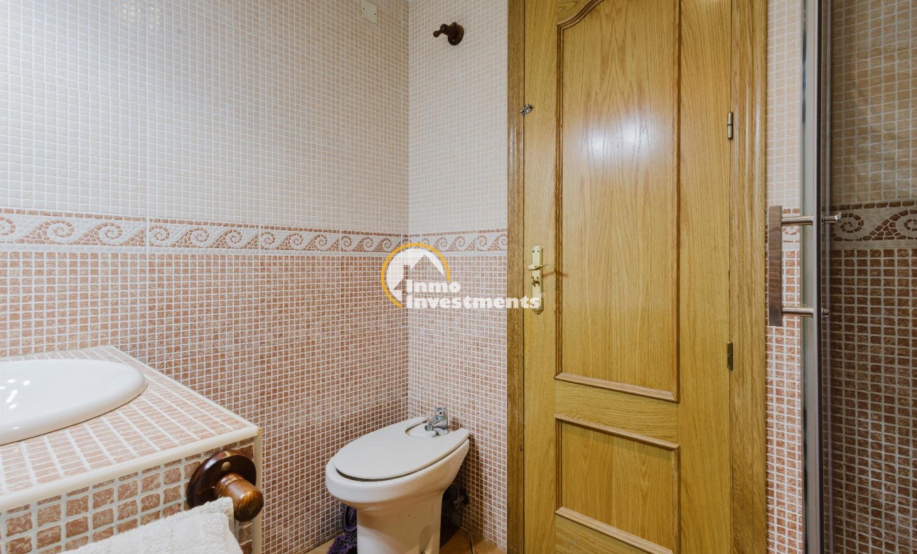 Resale - Apartment - La Mata