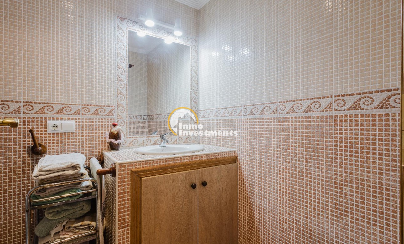 Resale - Apartment - La Mata