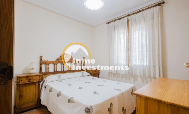Resale - Apartment - La Mata