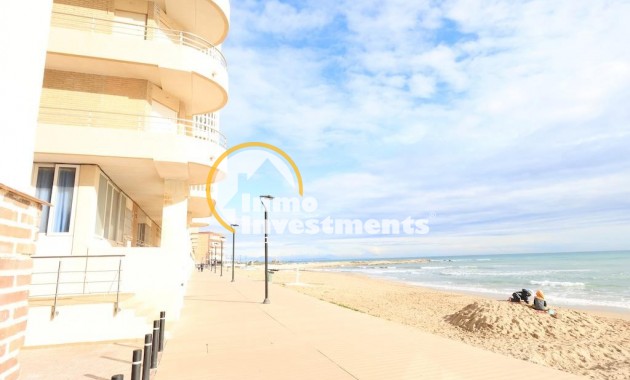 Resale - Apartment - Torrevieja - La Mata
