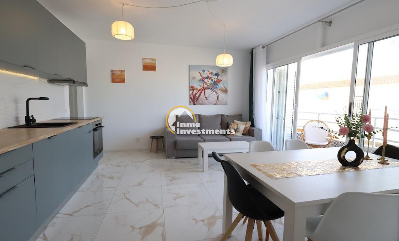 Resale - Apartment - Torrevieja - La Mata