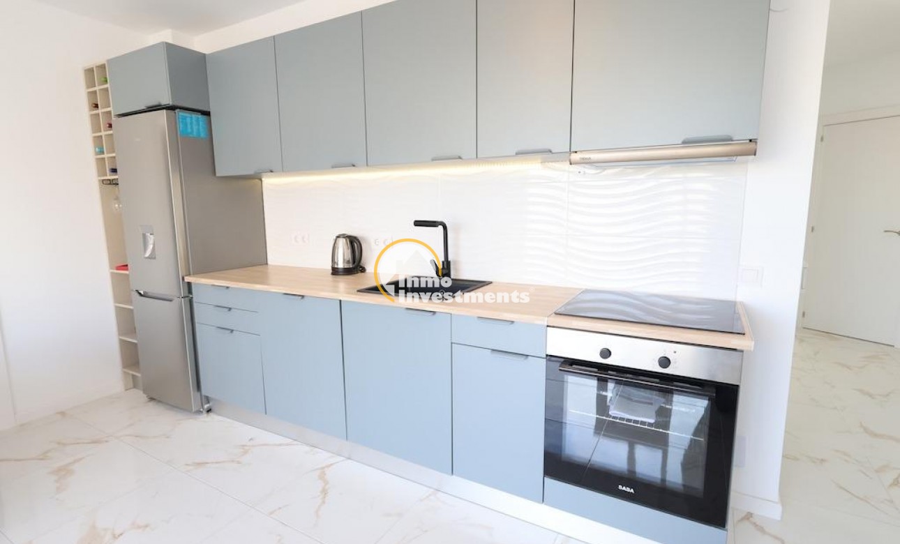 Resale - Apartment - Torrevieja - La Mata