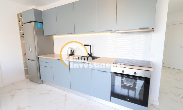 Resale - Apartment - Torrevieja - La Mata