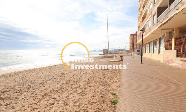 Resale - Apartment - Torrevieja - La Mata