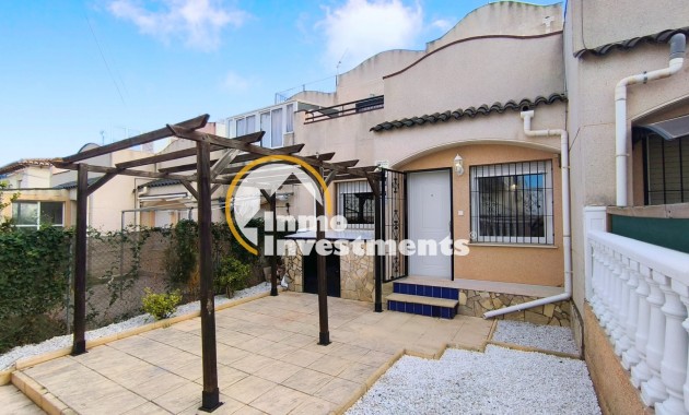 Resale - Town house - Torrevieja - Lago jardin