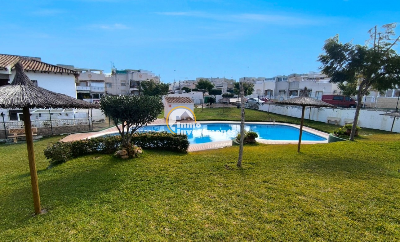 Resale - Town house - Torrevieja - Lago jardin