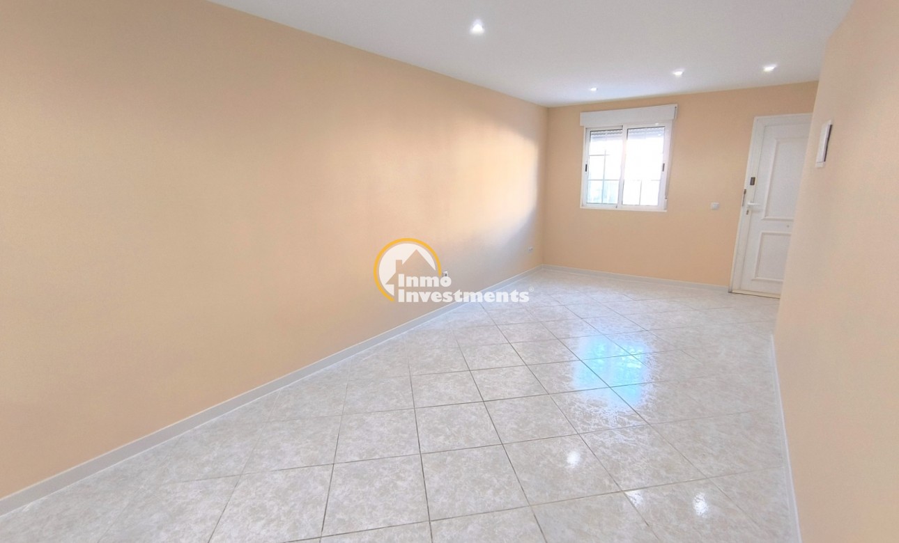 Resale - Bungalow - Torrevieja - El Chaparral