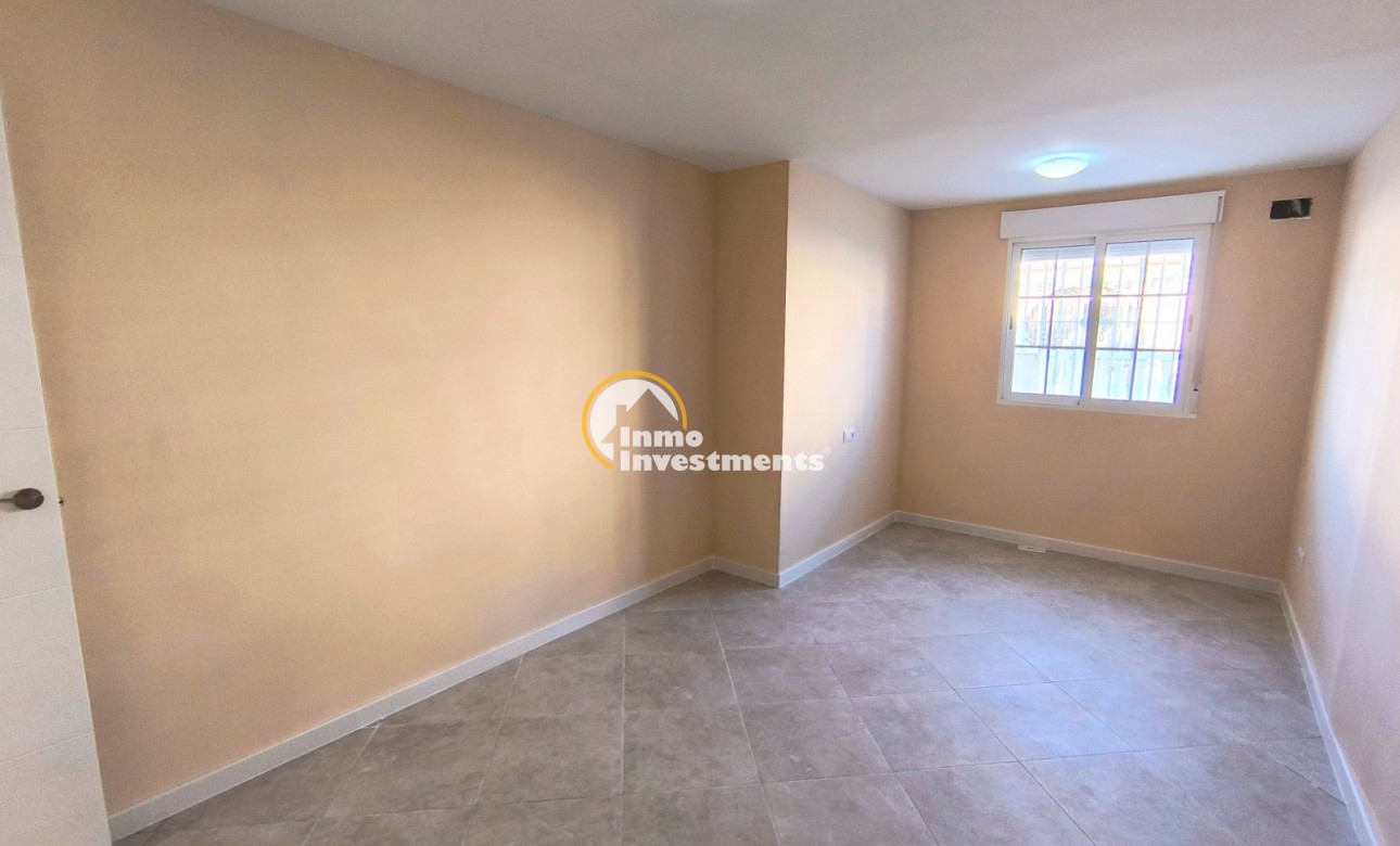 Resale - Bungalow - Torrevieja - El Chaparral