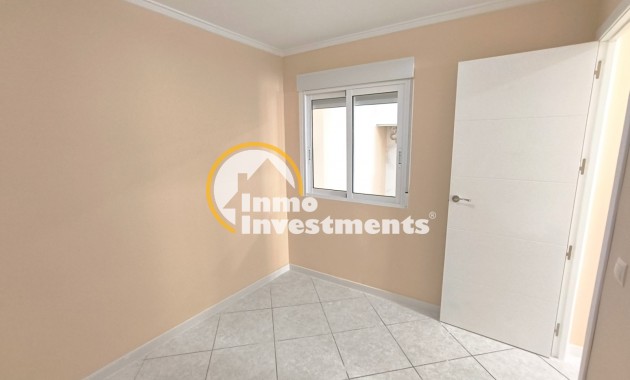 Resale - Bungalow - Torrevieja - El Chaparral