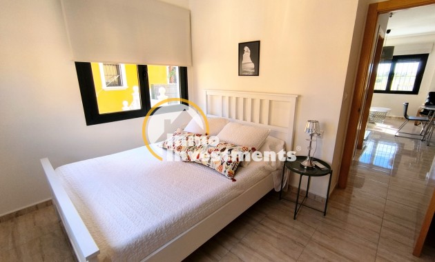 Resale - Semi detached villa - Ciudad Quesada - Doña Pepa