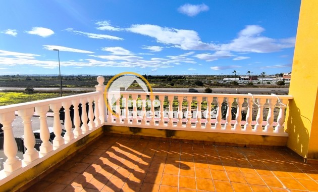 Resale - Semi detached villa - Ciudad Quesada - Doña Pepa
