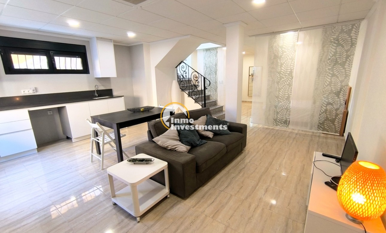 Resale - Semi detached villa - Ciudad Quesada - Doña Pepa