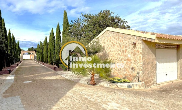 Resale - Villa - San Miguel de Salinas - San Miguel