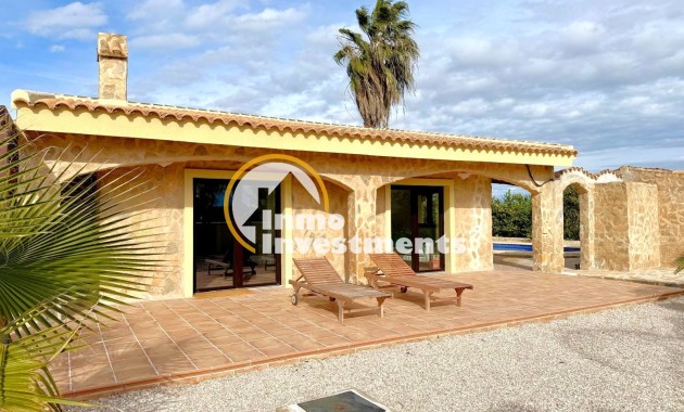 Resale - Villa - San Miguel de Salinas - San Miguel