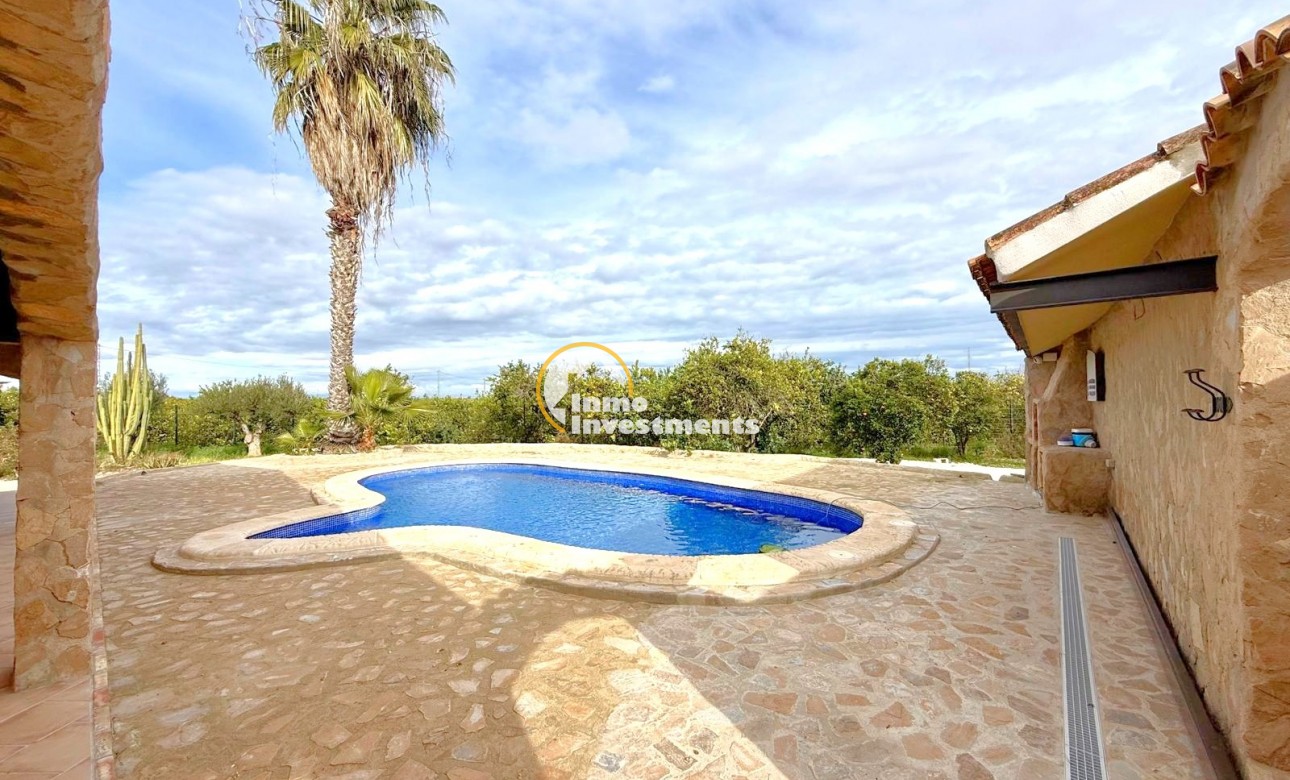 Resale - Villa - San Miguel de Salinas - San Miguel