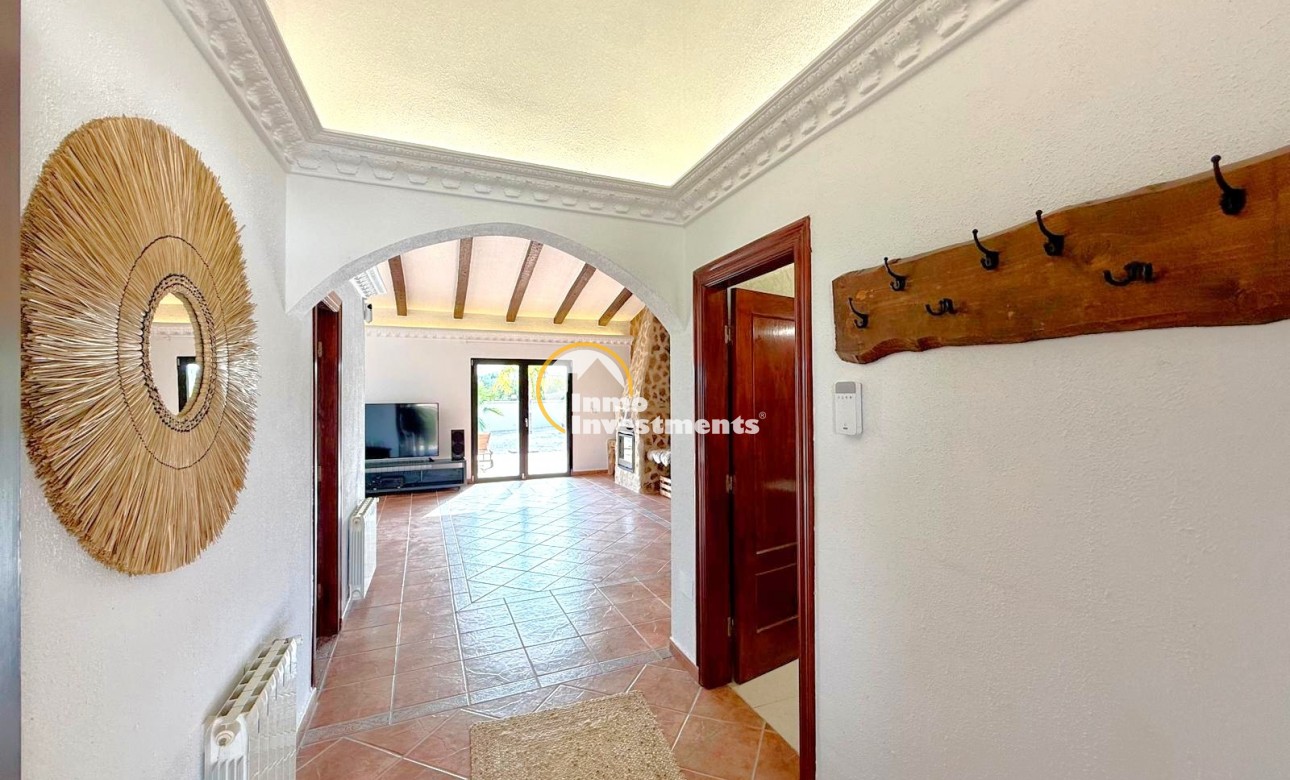 Resale - Villa - San Miguel de Salinas - San Miguel