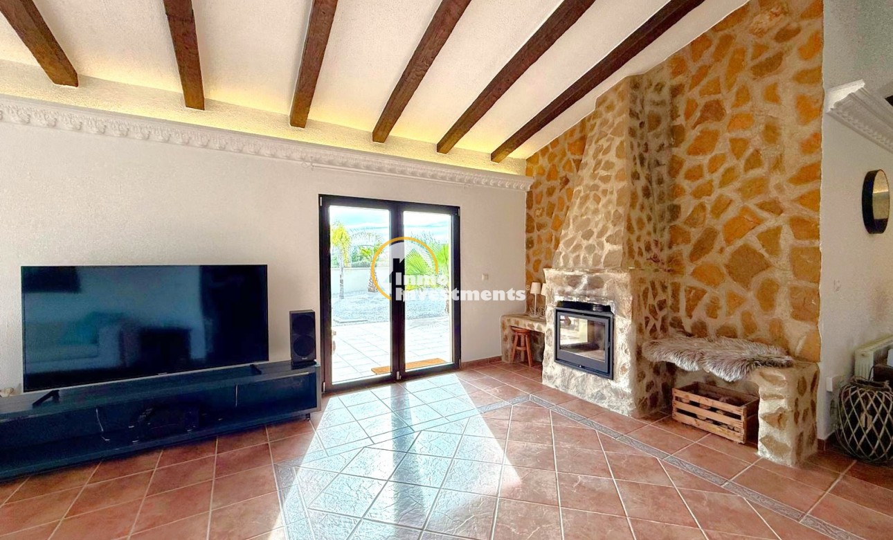 Resale - Villa - San Miguel de Salinas - San Miguel