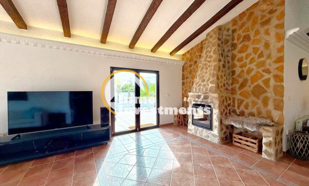 Resale - Villa - San Miguel de Salinas - San Miguel