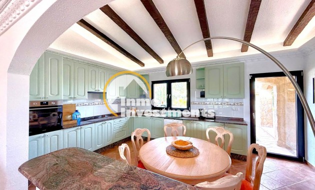 Resale - Villa - San Miguel de Salinas - San Miguel