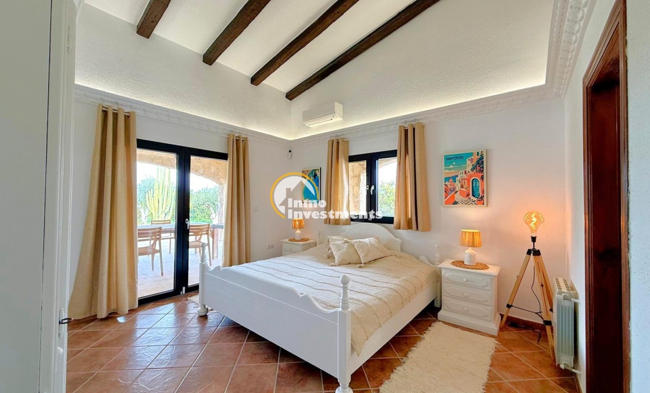 Resale - Villa - San Miguel de Salinas - San Miguel