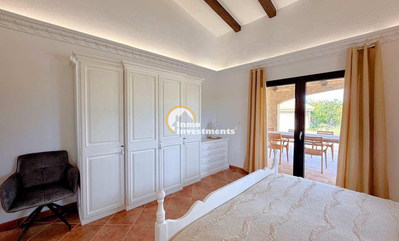 Resale - Villa - San Miguel de Salinas - San Miguel