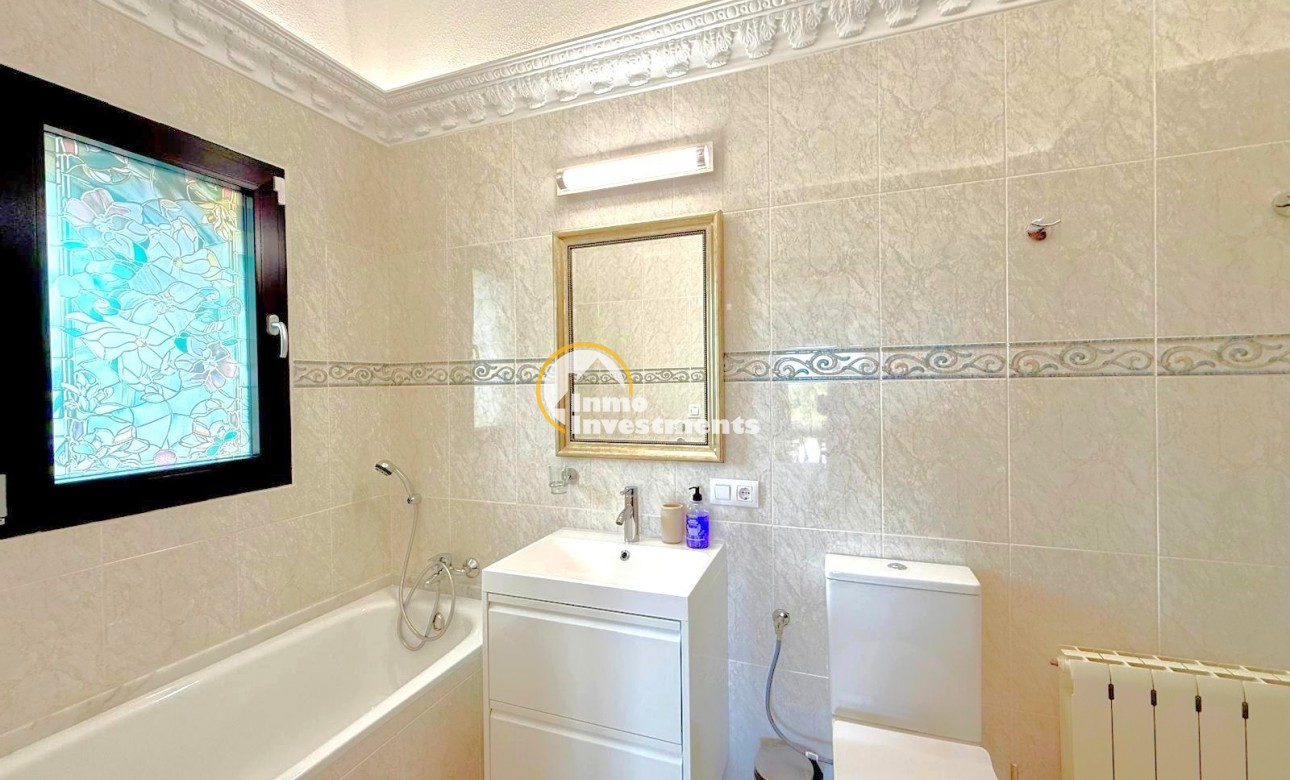 Resale - Villa - San Miguel de Salinas - San Miguel