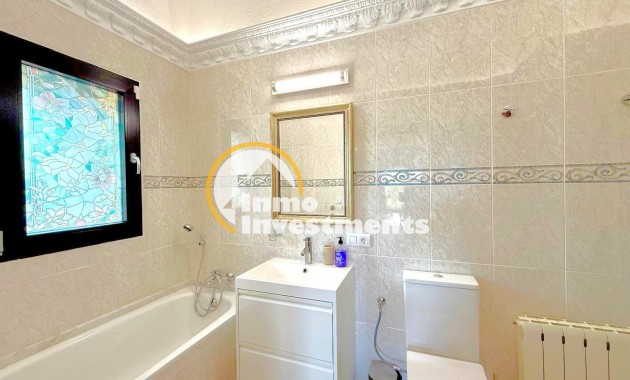 Resale - Villa - San Miguel de Salinas - San Miguel