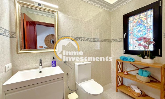 Resale - Villa - San Miguel de Salinas - San Miguel