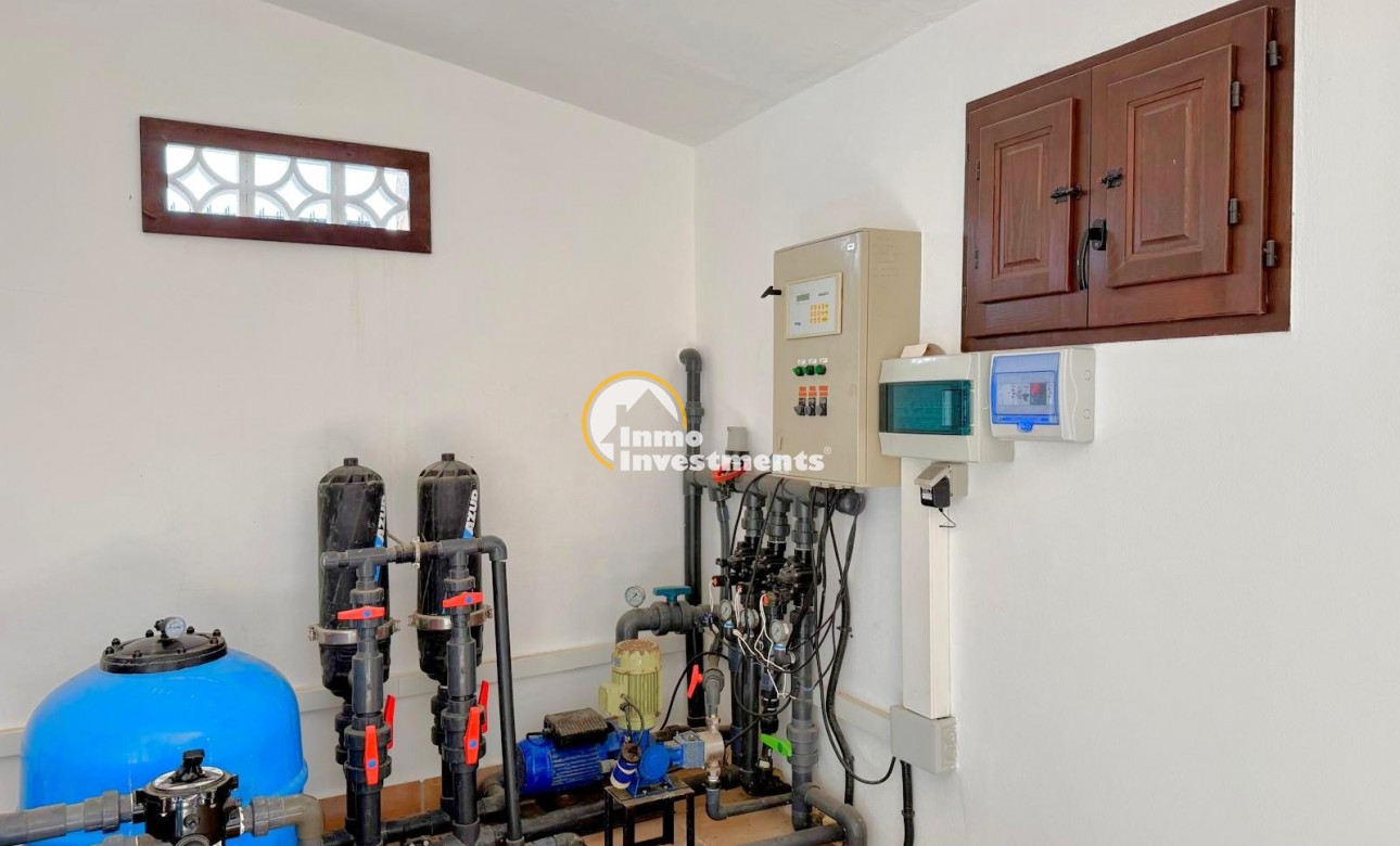 Resale - Villa - San Miguel de Salinas - San Miguel